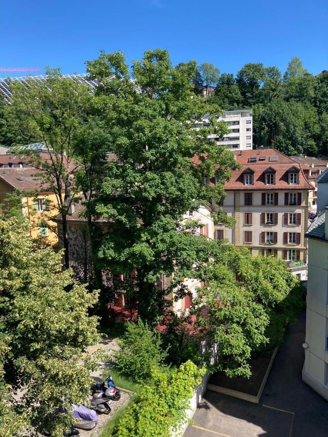 Charmant 2 Pieces Avec Parking Prive Lausanne Kültér fotó